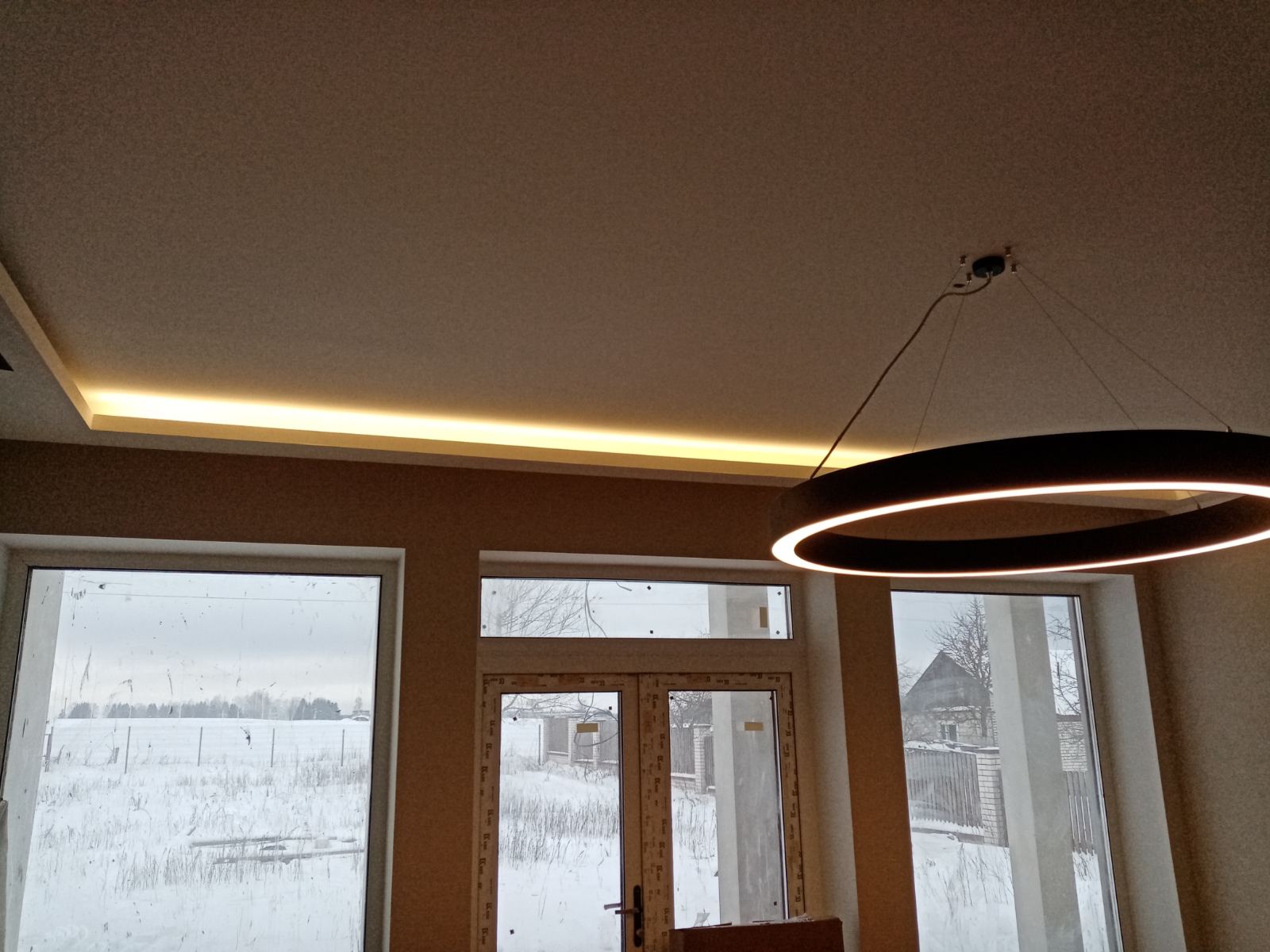 Подсветка потолка