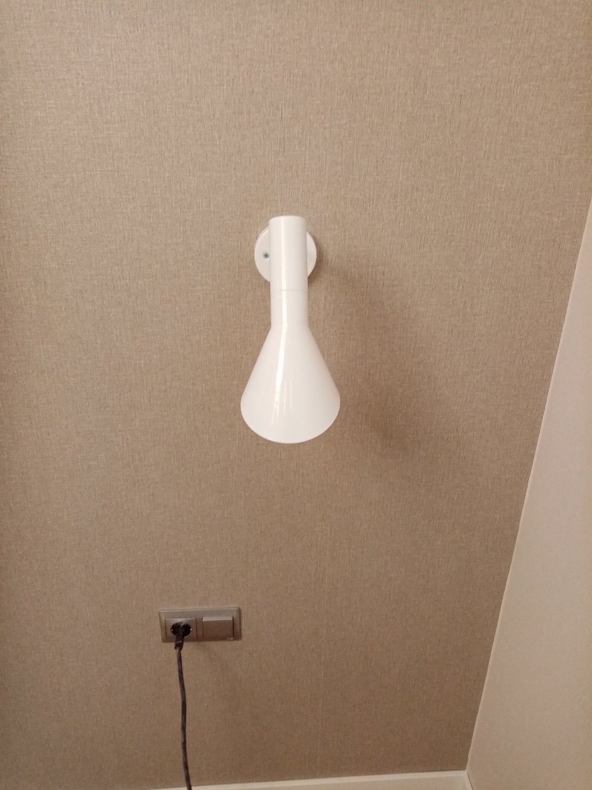 Как,повесить,бра,электрик,минск