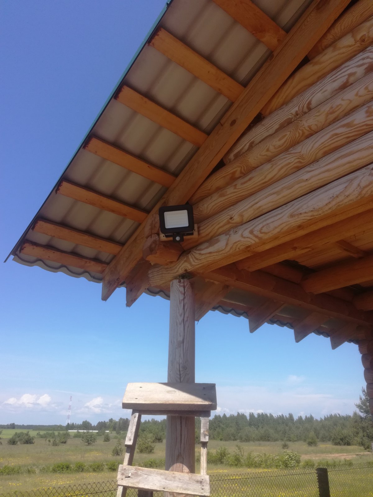 Прожектор с датчиком движения, электромонтаж Минск, Осиповичи,electroosip.by